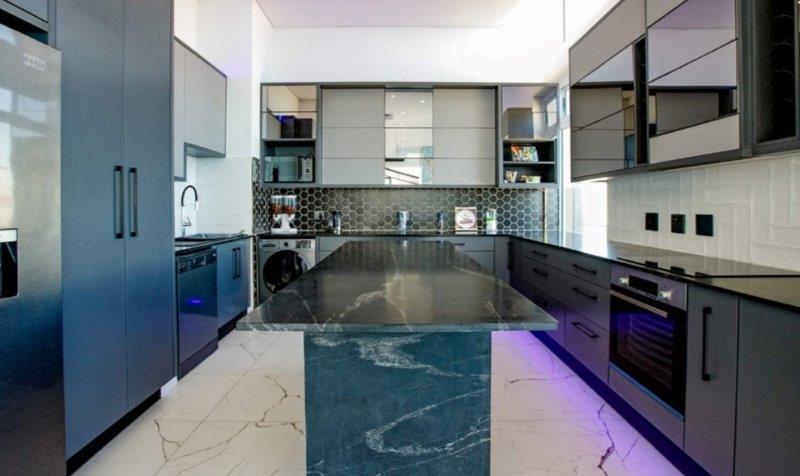 3 Bedroom Property for Sale in Table View Western Cape